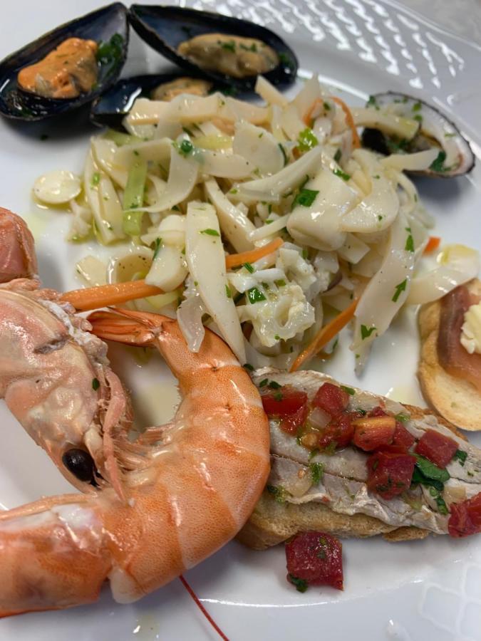 Hotel Tetto Delle Marche - Ristorante Dei Conti Cingoli Kültér fotó